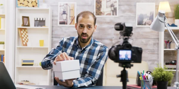 9 Simple Tips to Make Better Marketing Videos for Your Business